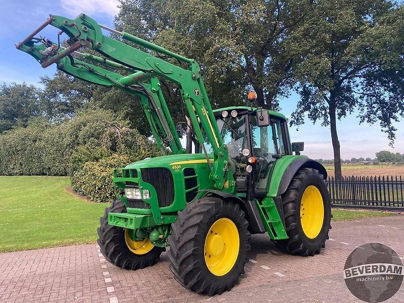 John Deere 6530 Premium - Traktor: foto 1 John Deere 6530 Premium - Traktor: foto 1