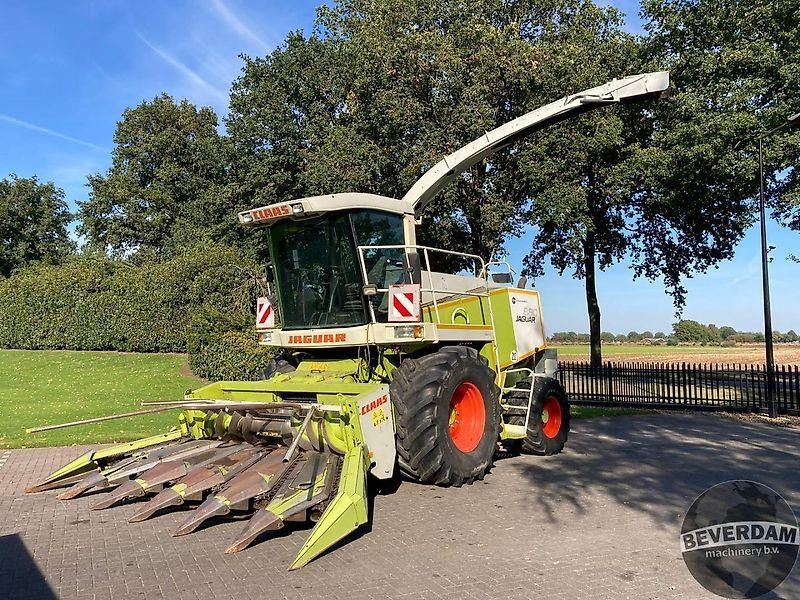 Claas Jaguar 880 - Makineri bujqësore: foto 1 Claas Jaguar 880 - Makineri bujqësore: foto 1