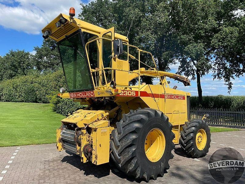 New Holland 2305 - Makineri bujqësore: foto 1 New Holland 2305 - Makineri bujqësore: foto 1
