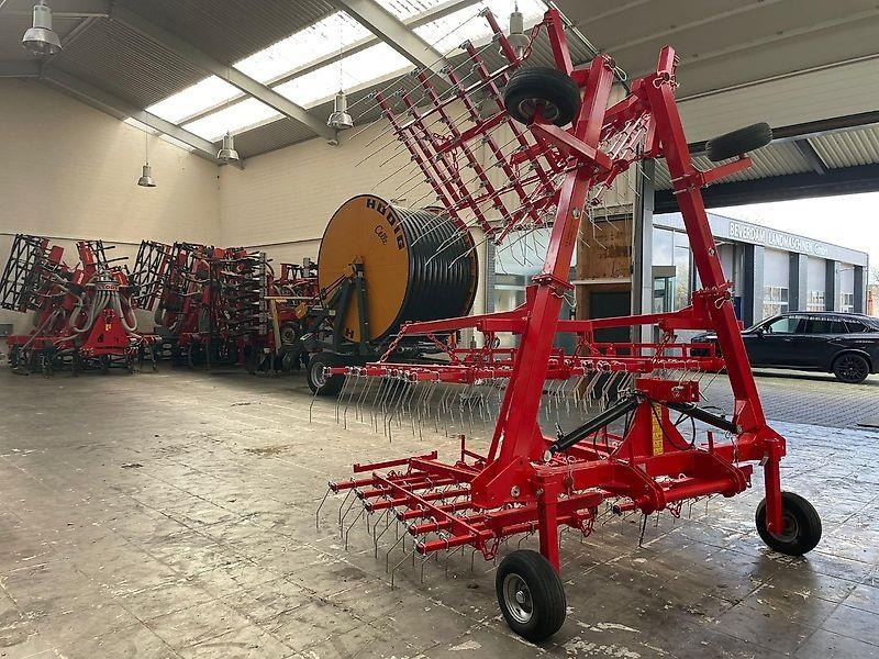 PM wied eg / striegel 9 meter nieuw / neu - Makineri bujqësore: foto 4 PM wied eg / striegel 9 meter nieuw / neu - Makineri bujqësore: foto 4