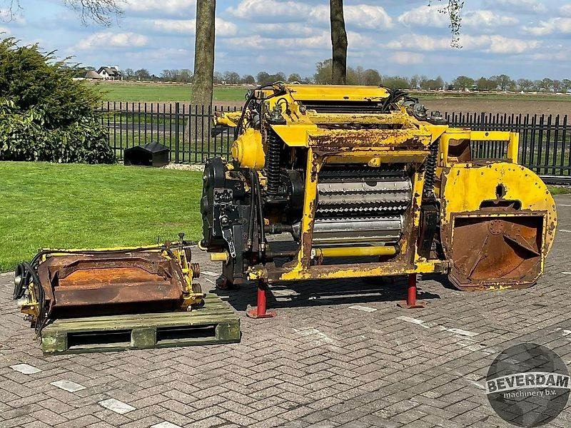 New Holland RI450 pickup kooi/drumm/trummel corncracker toebe - Kokë e makinës korrëse: foto 2 New Holland RI450 pickup kooi/drumm/trummel corncracker toebe - Kokë e makinës korrëse: foto 2