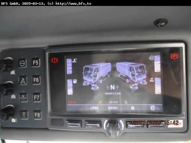 CityCat 5006 Bucher CC5006 beidseitig + Frontbes - Makinë fshirëse për rrugët: foto 3 CityCat 5006 Bucher CC5006 beidseitig + Frontbes - Makinë fshirëse për rrugët: foto 3