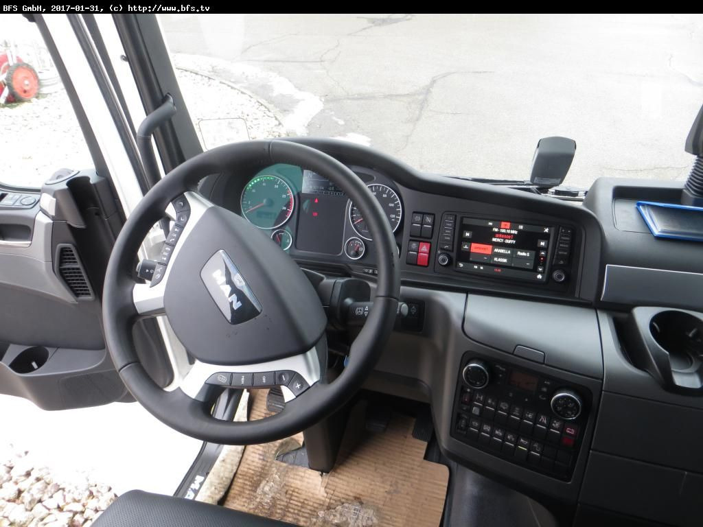 MAN TGX 18.500 4x2 LLS ZF 16 S Luft Luft Leder Intar - Gjysmë-kamion: foto 3 MAN TGX 18.500 4x2 LLS ZF 16 S Luft Luft Leder Intar - Gjysmë-kamion: foto 3