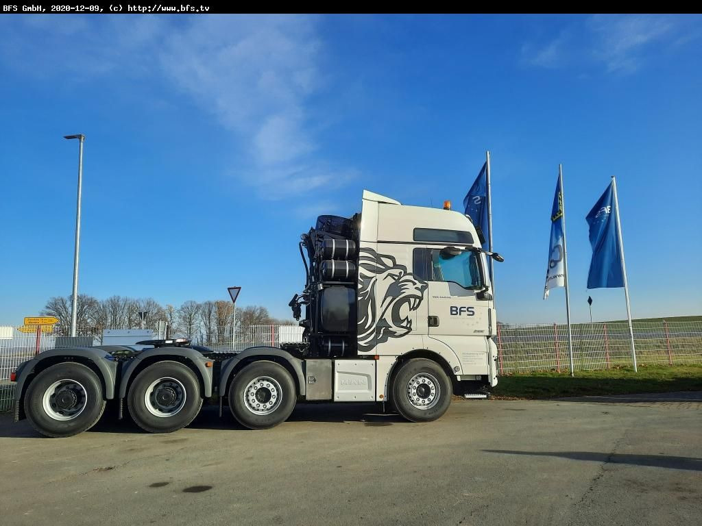 MAN TGX 41.640 8x4/4 BBS Euro 6 D, Schwerlast 250t W - Gjysmë-kamion: foto 2 MAN TGX 41.640 8x4/4 BBS Euro 6 D, Schwerlast 250t W - Gjysmë-kamion: foto 2