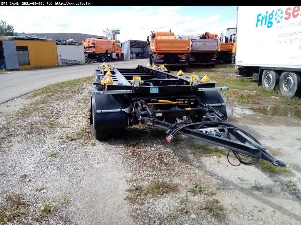 Hüffermann Vario-Carrier HMA 2424 ZB 3-Achs für Absetzmulde - Rimorkio roll-off/ Skip loader: foto 1 Hüffermann Vario-Carrier HMA 2424 ZB 3-Achs für Absetzmulde - Rimorkio roll-off/ Skip loader: foto 1