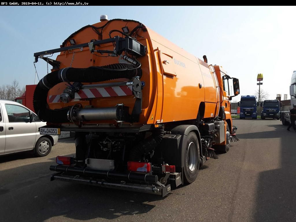 MAN TGS 18.360 4X2 LL Bucher OF 8000 RS beids. WK HD - Makinë fshirëse për rrugët: foto 2 MAN TGS 18.360 4X2 LL Bucher OF 8000 RS beids. WK HD - Makinë fshirëse për rrugët: foto 2