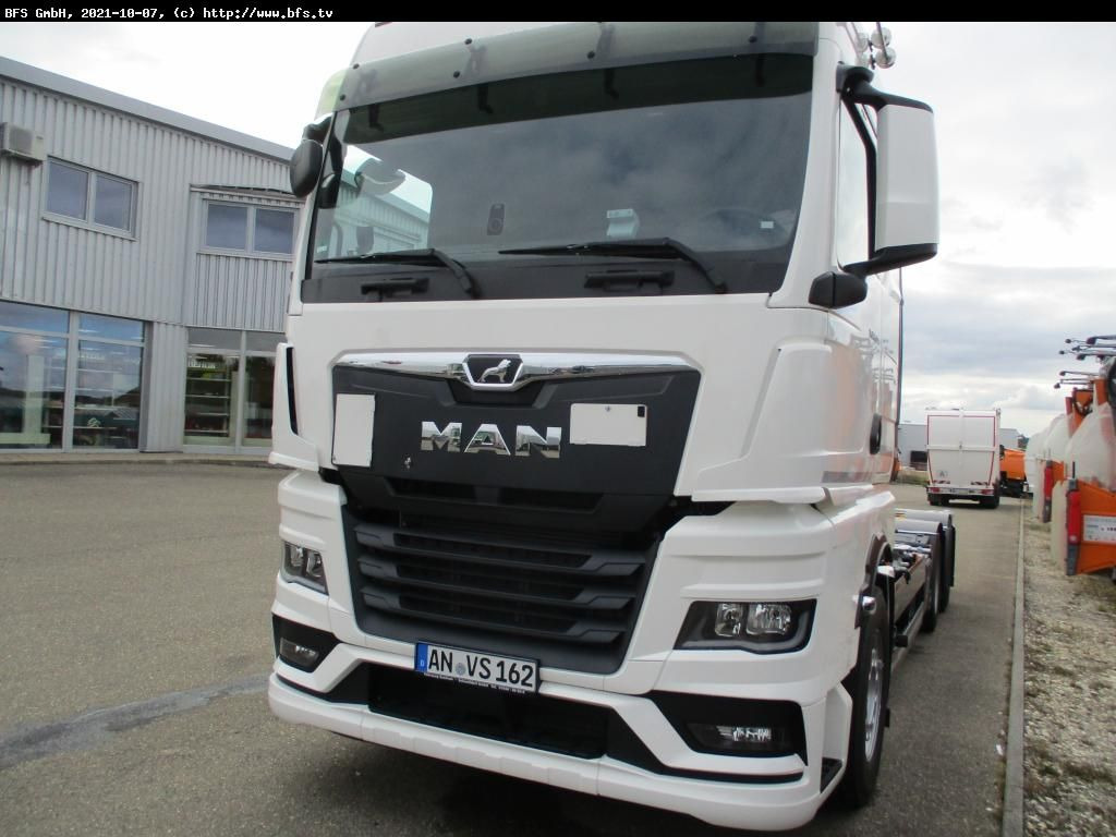 MAN TGX (TG3) 26.510 6x2-4 LL CH Multiwechsler - Transportjer kontejnerësh/ Kamion me karroceri të çmontueshme: foto 1 MAN TGX (TG3) 26.510 6x2-4 LL CH Multiwechsler - Transportjer kontejnerësh/ Kamion me karroceri të çmontueshme: foto 1