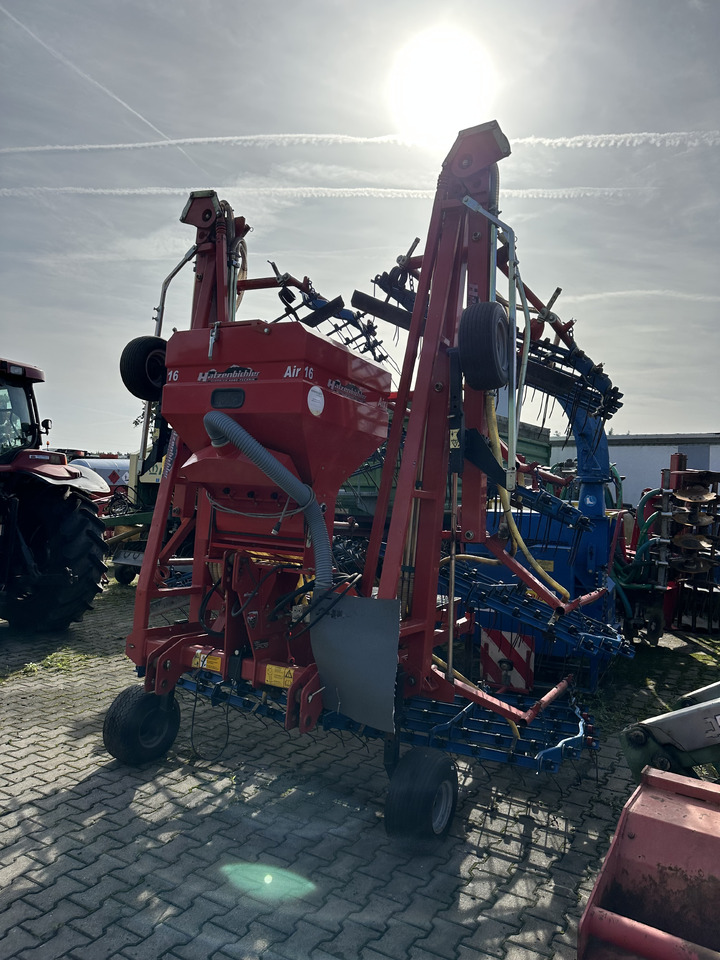 Hatzenbichler AIR 16 - Lesë me bari: foto 3 Hatzenbichler AIR 16 - Lesë me bari: foto 3