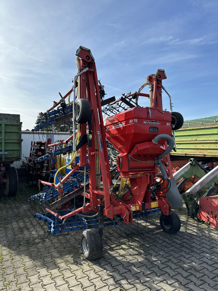 Hatzenbichler AIR 16 - Lesë me bari: foto 1 Hatzenbichler AIR 16 - Lesë me bari: foto 1