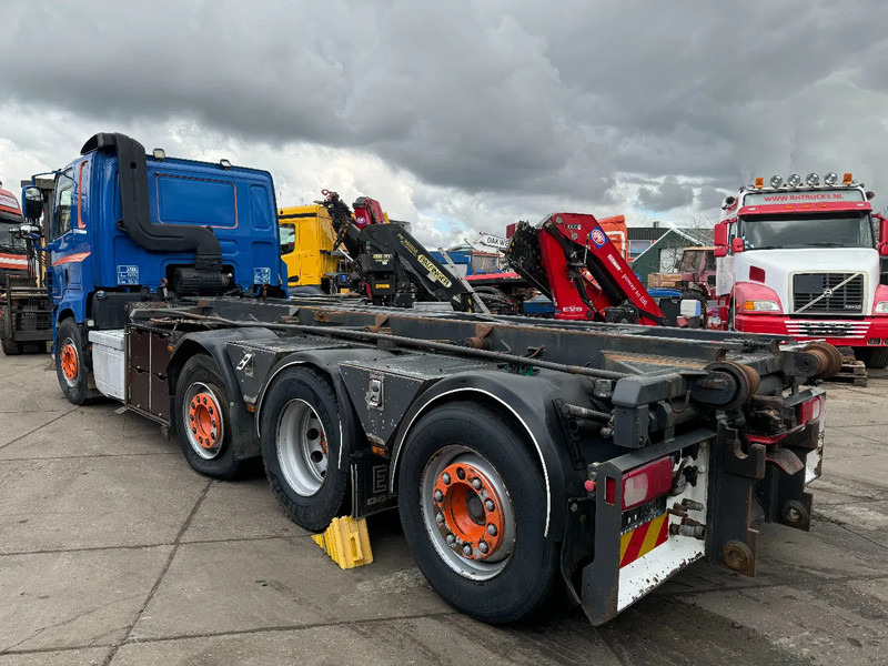 DAF CF 460 8X2 ONLY VISUAL DAMAGED // ENGINE IS RUNNING - Kamion me sistem kabllor: foto 4 DAF CF 460 8X2 ONLY VISUAL DAMAGED // ENGINE IS RUNNING - Kamion me sistem kabllor: foto 4