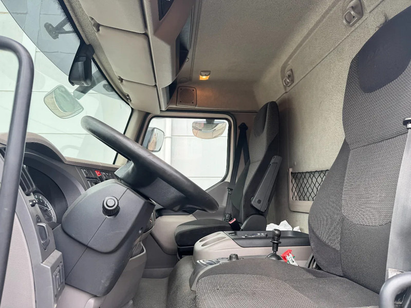 Kamion vagonetë DAF LF 320 4X2 EURO 6 DHOLLANDIA LIFT BOX: foto 14 Kamion vagonetë DAF LF 320 4X2 EURO 6 DHOLLANDIA LIFT BOX: foto 14