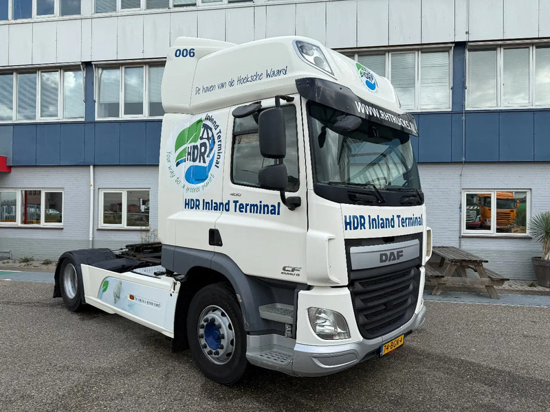 DAF CF 400 4X2 - Gjysmë-kamion: foto 3 DAF CF 400 4X2 - Gjysmë-kamion: foto 3