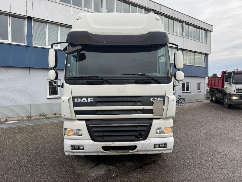 DAF CF 85.460 4X2 EURO 5 SLEEPER CAB - Gjysmë-kamion: foto 2 DAF CF 85.460 4X2 EURO 5 SLEEPER CAB - Gjysmë-kamion: foto 2