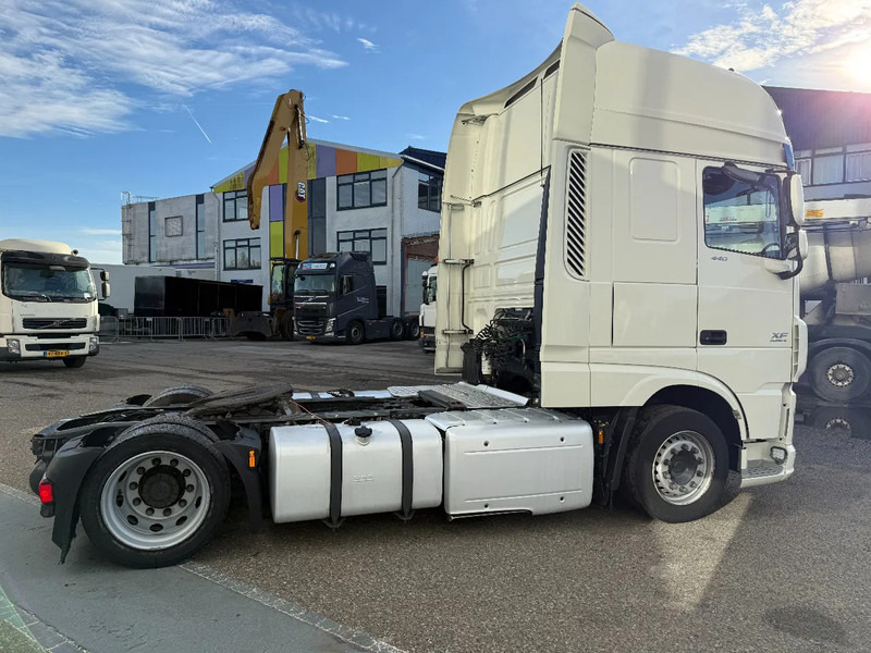 DAF XF 440 4X2 EURO 6 MEGA - ONLY 522.576 KM! - Gjysmë-kamion: foto 4 DAF XF 440 4X2 EURO 6 MEGA - ONLY 522.576 KM! - Gjysmë-kamion: foto 4