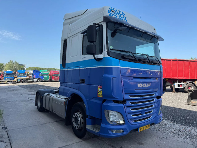 DAF XF 440 4X2 EURO 6 STANDARD TÜV TILL 04-2026 - Gjysmë-kamion: foto 3 DAF XF 440 4X2 EURO 6 STANDARD TÜV TILL 04-2026 - Gjysmë-kamion: foto 3