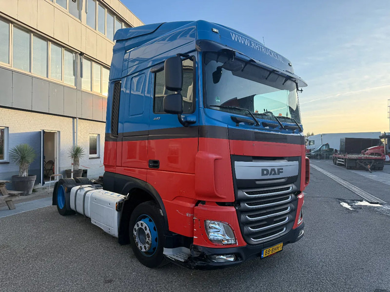 DAF XF 440 XF 440 TREKKER EURO 6 - Gjysmë-kamion: foto 1 DAF XF 440 XF 440 TREKKER EURO 6 - Gjysmë-kamion: foto 1