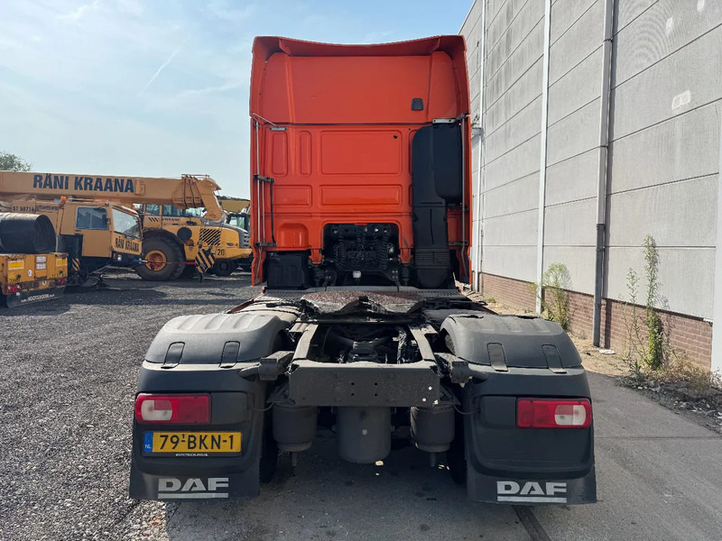 DAF XF 450 4X2 EURO 6 SKIRTS STANDKLIMA - Gjysmë-kamion: foto 5 DAF XF 450 4X2 EURO 6 SKIRTS STANDKLIMA - Gjysmë-kamion: foto 5