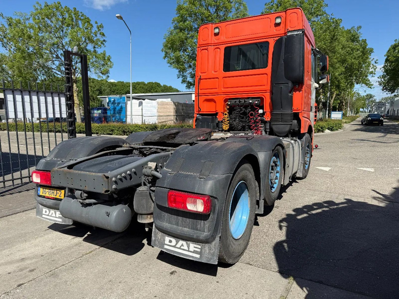 DAF XF 460 6X2 EURO 6 - ONLY 641.670 KM - Gjysmë-kamion: foto 5 DAF XF 460 6X2 EURO 6 - ONLY 641.670 KM - Gjysmë-kamion: foto 5
