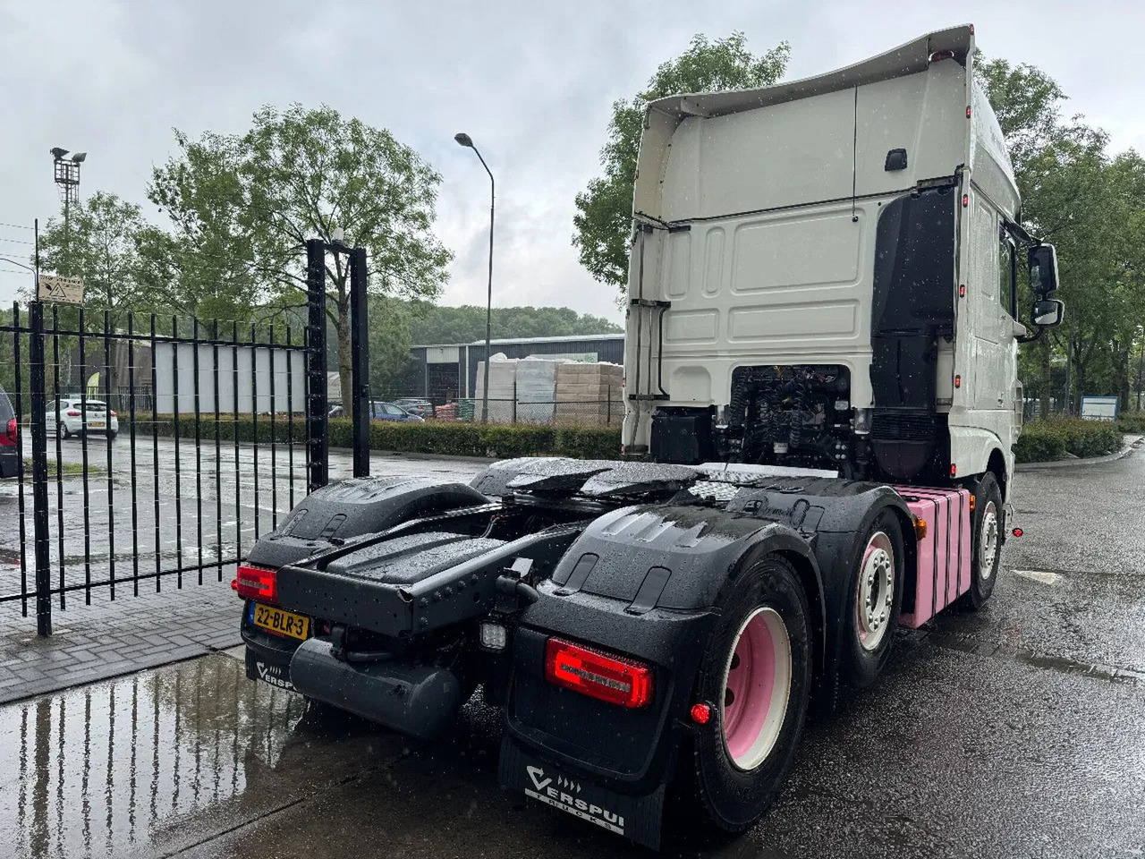 DAF XF 480 6X2 - EURO 6 + LIFT/STEERING AXLE + RETAR - Gjysmë-kamion: foto 5 DAF XF 480 6X2 - EURO 6 + LIFT/STEERING AXLE + RETAR - Gjysmë-kamion: foto 5
