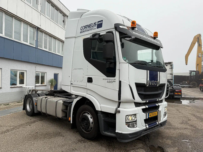 Iveco Stralis 420 4X2 EURO 6 - ONLY 605.202 KM - Gjysmë-kamion: foto 3 Iveco Stralis 420 4X2 EURO 6 - ONLY 605.202 KM - Gjysmë-kamion: foto 3