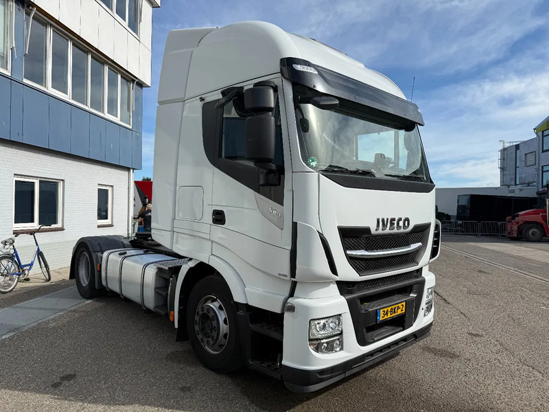 Iveco Stralis 440.42 Iveco AS440STX/P Hi-Way Stralis - Gjysmë-kamion: foto 1 Iveco Stralis 440.42 Iveco AS440STX/P Hi-Way Stralis - Gjysmë-kamion: foto 1