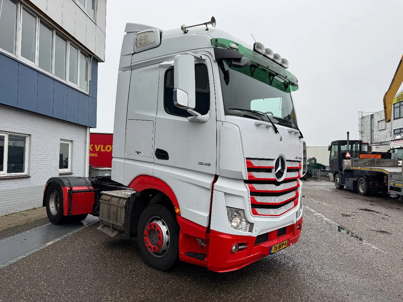 Mercedes-Benz Actros 1945 4X2 EURO 6 - NL TRUCK 1st OWNER (1845) - Gjysmë-kamion: foto 3 Mercedes-Benz Actros 1945 4X2 EURO 6 - NL TRUCK 1st OWNER (1845) - Gjysmë-kamion: foto 3