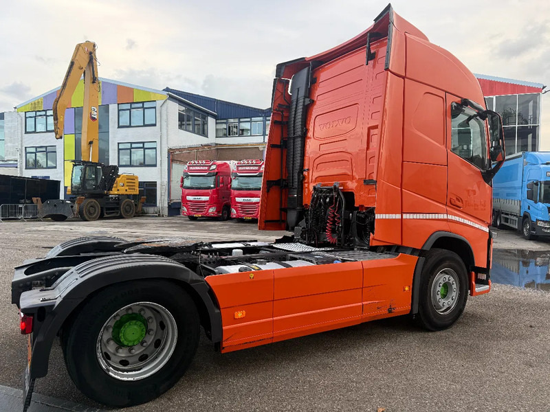 Volvo FH 460 4X2 EURO 6 + I-SHIFT + I-PARKCOOL - Gjysmë-kamion: foto 5 Volvo FH 460 4X2 EURO 6 + I-SHIFT + I-PARKCOOL - Gjysmë-kamion: foto 5