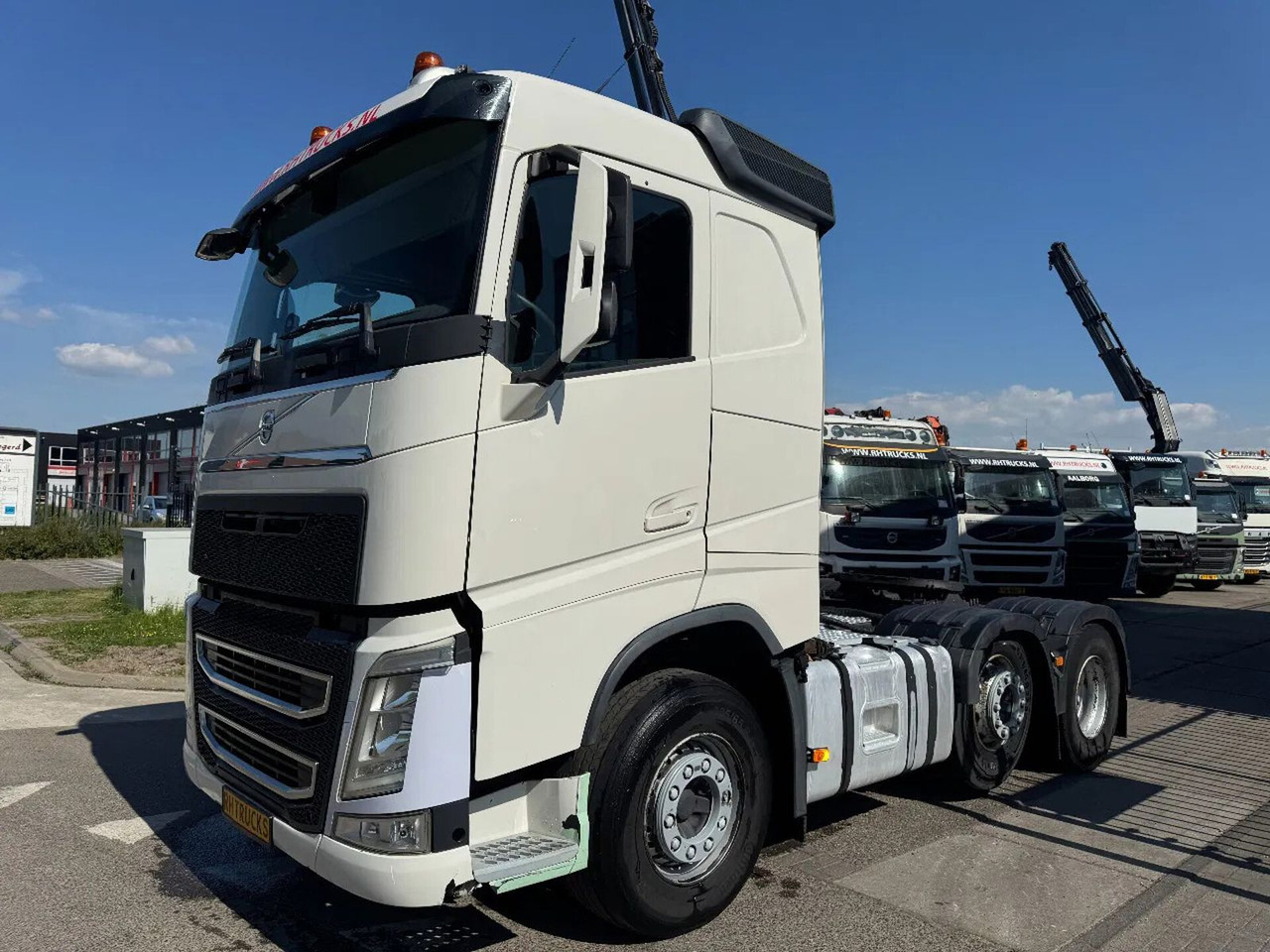 Volvo FH 460 6X2 - EURO 6 + LIFTING AXLE - Gjysmë-kamion: foto 1 Volvo FH 460 6X2 - EURO 6 + LIFTING AXLE - Gjysmë-kamion: foto 1