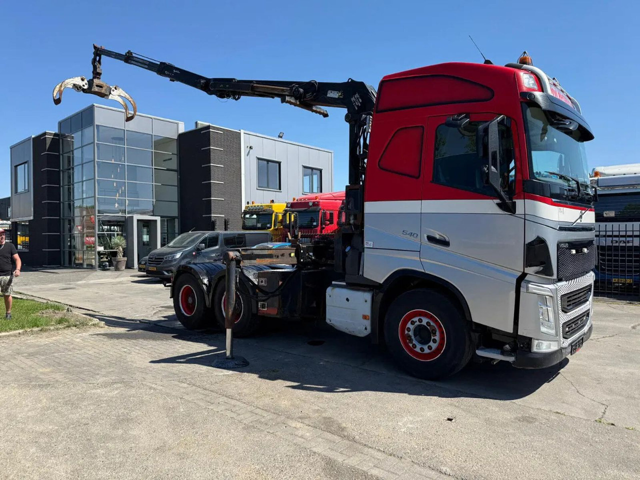 Volvo FH 540 6X4 - EURO 6 + PALFINGER EPSILON S260Z96 - Gjysmë-kamion: foto 4 Volvo FH 540 6X4 - EURO 6 + PALFINGER EPSILON S260Z96 - Gjysmë-kamion: foto 4
