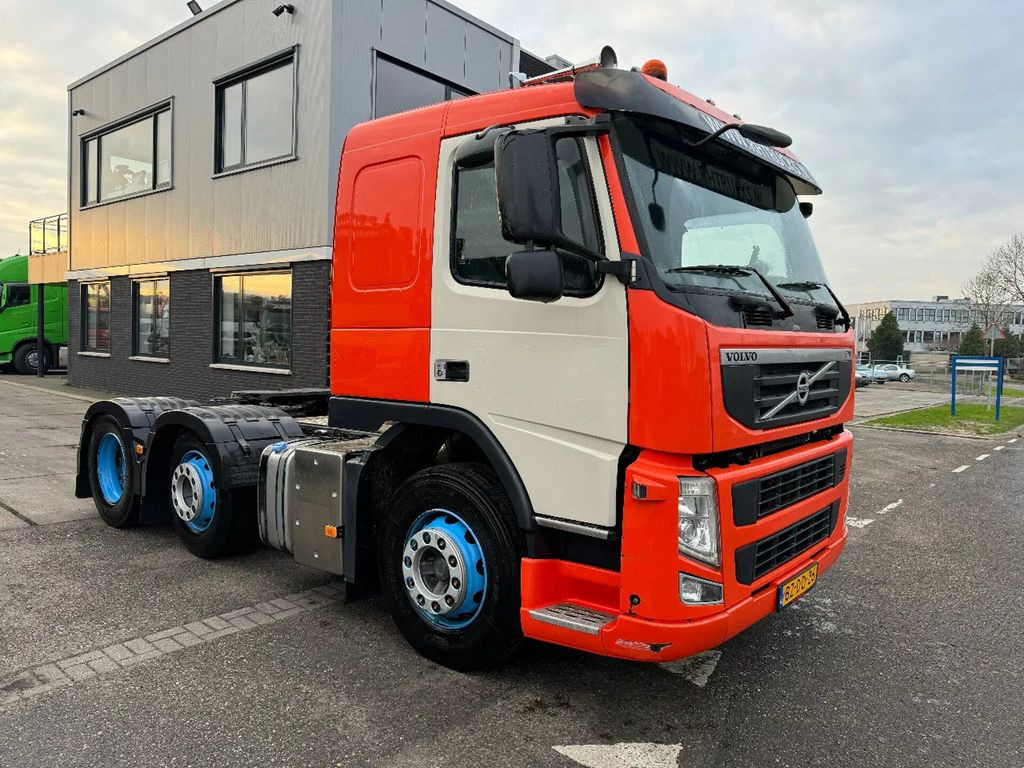 Volvo FM 370 6X2 EURO 6 ONLY 507675 KM - Gjysmë-kamion: foto 3 Volvo FM 370 6X2 EURO 6 ONLY 507675 KM - Gjysmë-kamion: foto 3