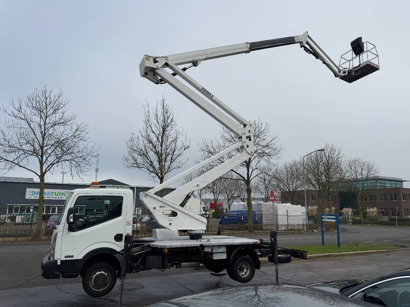 Nissan Cabstar 35.12 + ISOLI 21 METER AERIAL PLATFORM - Kamioncine: foto 2 Nissan Cabstar 35.12 + ISOLI 21 METER AERIAL PLATFORM - Kamioncine: foto 2
