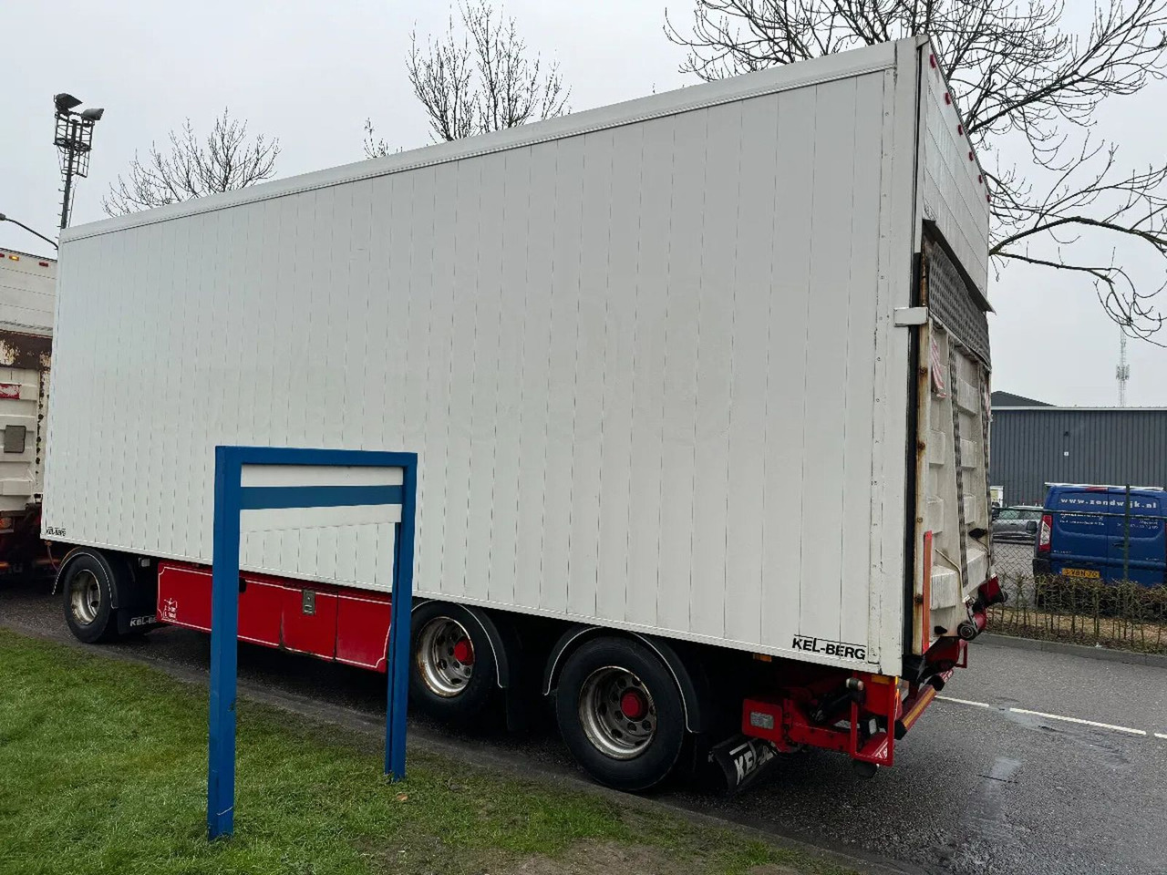 Kel-Berg D24B3 - 3 AXLE BPW + ZEPRO ZHD 250-155 MA - Rimorkio me vagonetë të mbyllur: foto 5 Kel-Berg D24B3 - 3 AXLE BPW + ZEPRO ZHD 250-155 MA - Rimorkio me vagonetë të mbyllur: foto 5