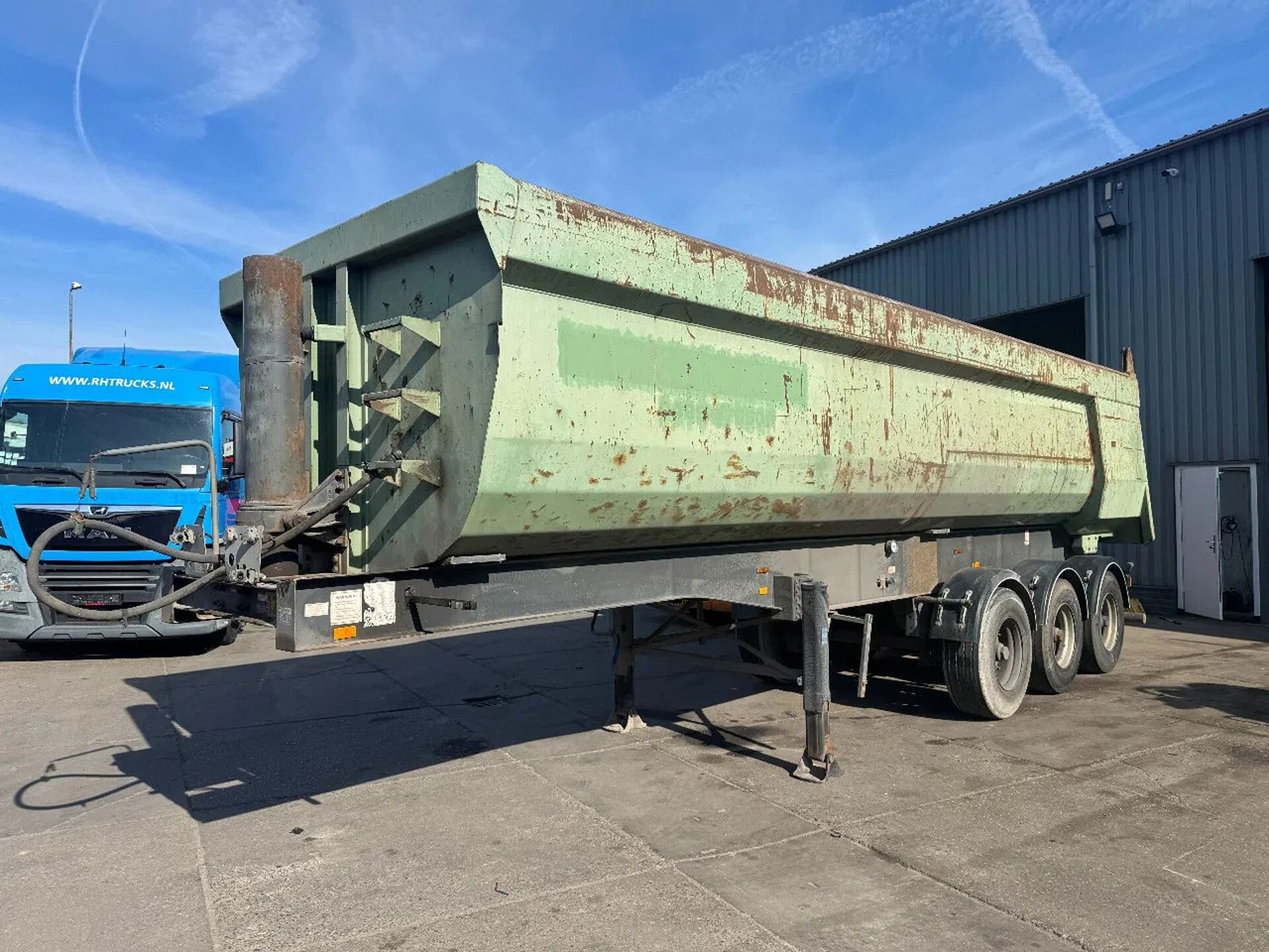Langendorf 3 AXLE - BPW + TIPPER - Gjysmë rimorkio vetëshkarkuese: foto 1 Langendorf 3 AXLE - BPW + TIPPER - Gjysmë rimorkio vetëshkarkuese: foto 1