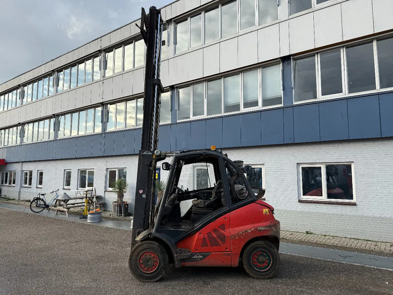 Linde H45T02 CE - Pirun më gaz: foto 2 Linde H45T02 CE - Pirun më gaz: foto 2