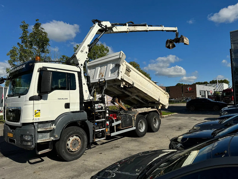 MAN TGS 26.400 6X4 HIAB 166D + REMOTE CONTROL + 2 WAYS KIPPER TÜV TILL 07-2025 - Kamion vetëshkarkues, Kamion me vinç: foto 1 MAN TGS 26.400 6X4 HIAB 166D + REMOTE CONTROL + 2 WAYS KIPPER TÜV TILL 07-2025 - Kamion vetëshkarkues, Kamion me vinç: foto 1