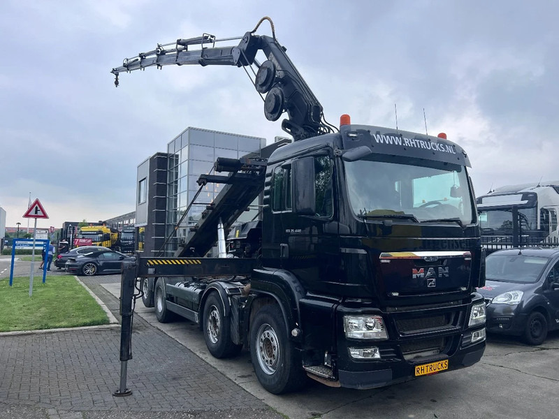 MAN TGS 35.440 8X2-4 + HIAB 220C-5 REMOTE + CABLE LIFT AUTOMATIC - Kamion me vinç: foto 4 MAN TGS 35.440 8X2-4 + HIAB 220C-5 REMOTE + CABLE LIFT AUTOMATIC - Kamion me vinç: foto 4