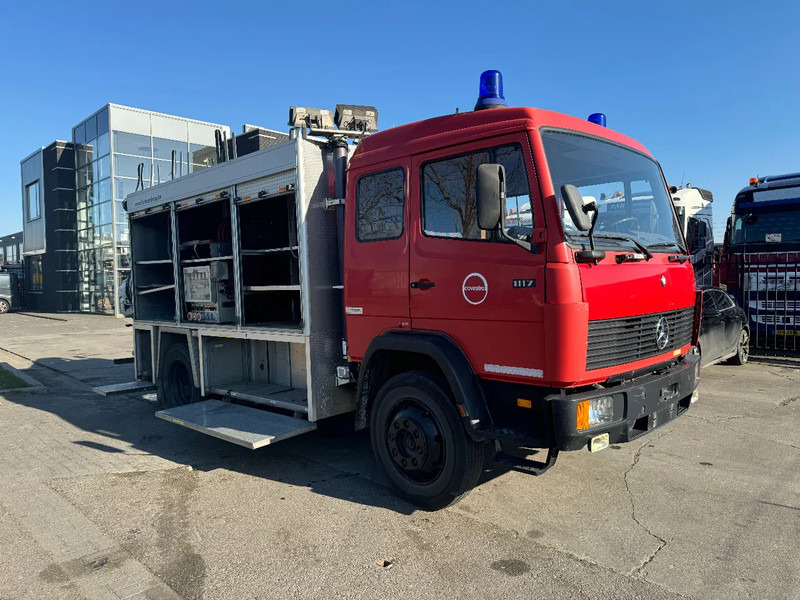 Mercedes-Benz 1117 4X2 FIRE TRUCK HIAB 050A ONLY 105787 KM - Zjarrfikëse: foto 5 Mercedes-Benz 1117 4X2 FIRE TRUCK HIAB 050A ONLY 105787 KM - Zjarrfikëse: foto 5