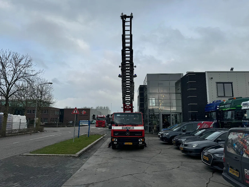 Mercedes-Benz 1120 OF MAGIRUS 24 METER + KORF + SLANGS - Zjarrfikëse: foto 2 Mercedes-Benz 1120 OF MAGIRUS 24 METER + KORF + SLANGS - Zjarrfikëse: foto 2