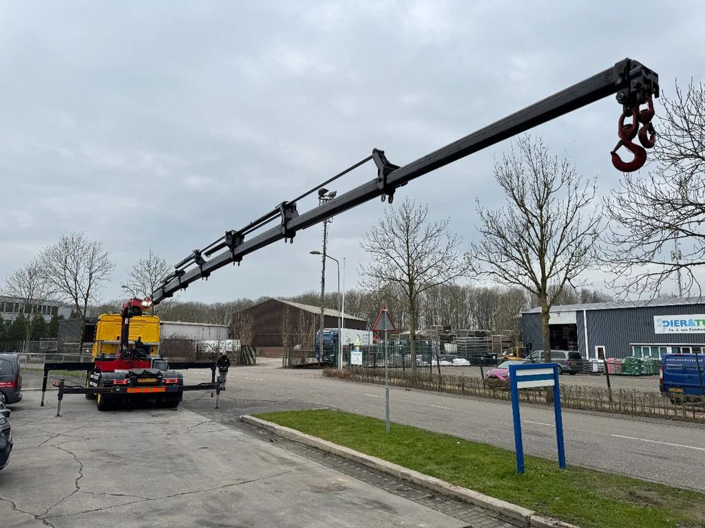 Mercedes-Benz Actros 1845 4X2 - EURO 6 + HMF 2820 + REMOTE + O - Kamion me vinç, Gjysmë-kamion: foto 4 Mercedes-Benz Actros 1845 4X2 - EURO 6 + HMF 2820 + REMOTE + O - Kamion me vinç, Gjysmë-kamion: foto 4