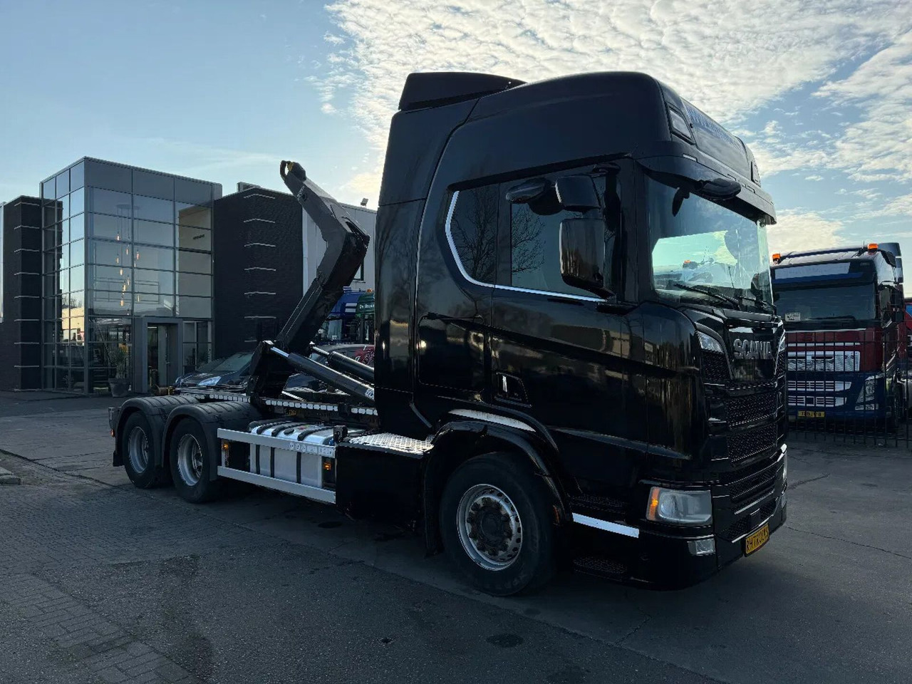 Kamion vetëngarkues Scania R580 V8 NGS 6X2 EURO 6 VDL 20T HOOK: foto 11