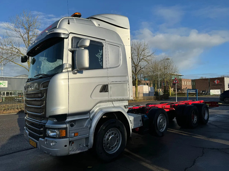 Scania R730 V8 8X4 EURO 6 BIG AXLES - Kamion kabinë-shasi: foto 2 Scania R730 V8 8X4 EURO 6 BIG AXLES - Kamion kabinë-shasi: foto 2
