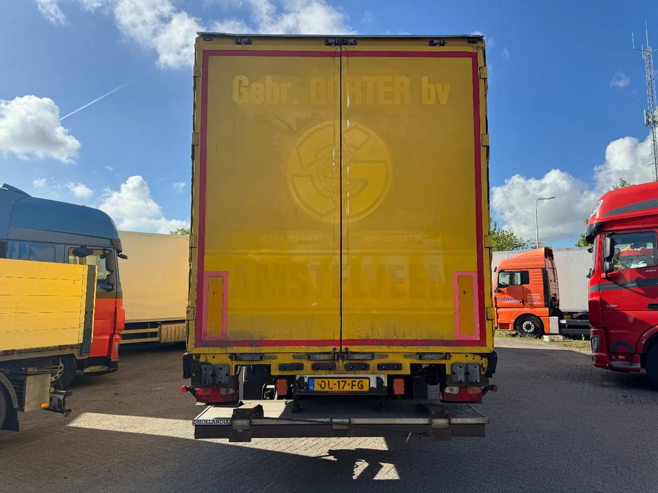 System Trailer TFSH 18 TRPLY - 2 AXLE SAF + STEE - Gjysmë rimorkio me vagonetë të mbyllur: foto 3 System Trailer TFSH 18 TRPLY - 2 AXLE SAF + STEE - Gjysmë rimorkio me vagonetë të mbyllur: foto 3