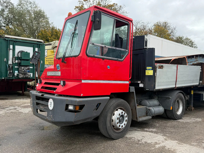 Terberg YT 180 4X2 - HUB REDUCTION + NL REGISTRATION! - Traktor terminal: foto 1 Terberg YT 180 4X2 - HUB REDUCTION + NL REGISTRATION! - Traktor terminal: foto 1