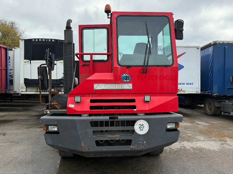 Terberg YT 180 4X2 - HUB REDUCTION + NL REGISTRATION! - Traktor terminal: foto 2 Terberg YT 180 4X2 - HUB REDUCTION + NL REGISTRATION! - Traktor terminal: foto 2