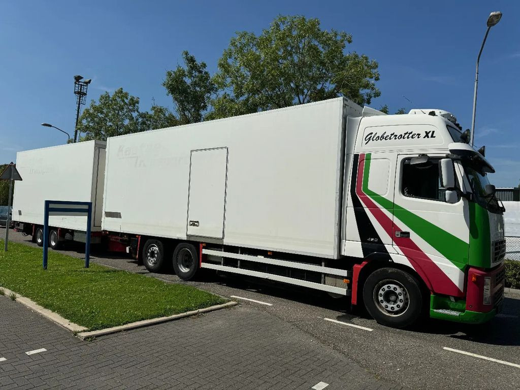 Volvo FH 12.420 6X2 - EURO 3 + HANGER NETAM-FRUEHAUF + - Kamion frigorifer: foto 1 Volvo FH 12.420 6X2 - EURO 3 + HANGER NETAM-FRUEHAUF + - Kamion frigorifer: foto 1