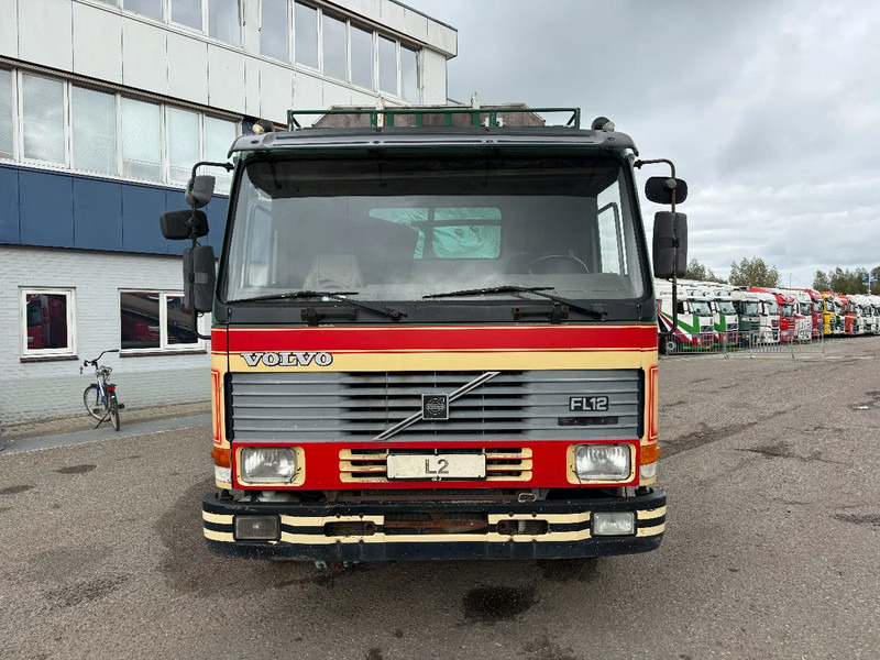 Volvo FL 12.420 6X2 MANUAL GEAR / FULL STEEL SUSP. / 10 TYRES / HUB REDUCT. + CABLELIFT TIPPER + CONTAINER FLATBED - Kamion me sistem kabllor: foto 2 Volvo FL 12.420 6X2 MANUAL GEAR / FULL STEEL SUSP. / 10 TYRES / HUB REDUCT. + CABLELIFT TIPPER + CONTAINER FLATBED - Kamion me sistem kabllor: foto 2