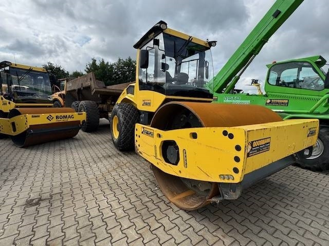 BOMAG BW 213 D-5 - Rul rrugësh: foto 5 BOMAG BW 213 D-5 - Rul rrugësh: foto 5