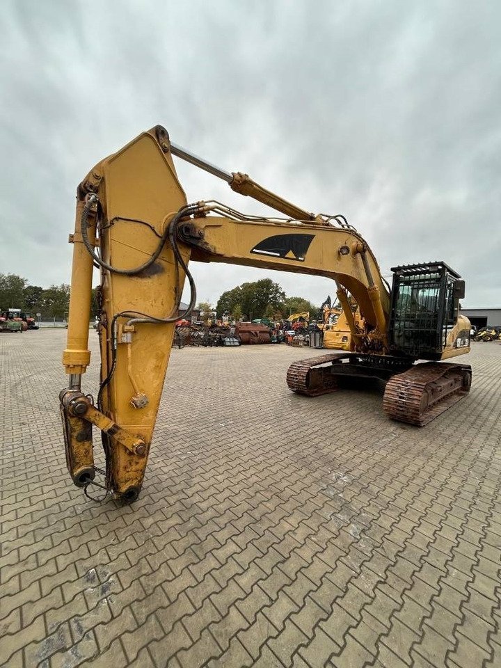 CAT 325 C LN  - Ekskavator me zinxhirë: foto 2 CAT 325 C LN  - Ekskavator me zinxhirë: foto 2