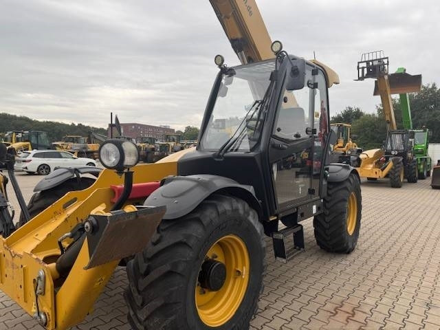 Ngarkues teleskopik me rrota CAT TH 414 4x4, Klima: foto 13
