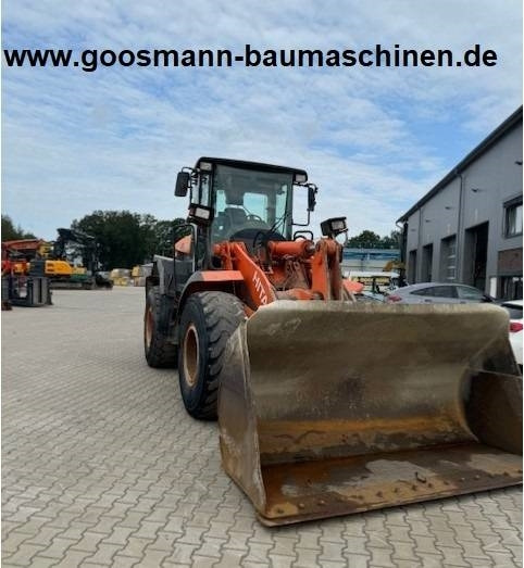 Hitachi ZW 180 - Fadrom me goma: foto 1 Hitachi ZW 180 - Fadrom me goma: foto 1